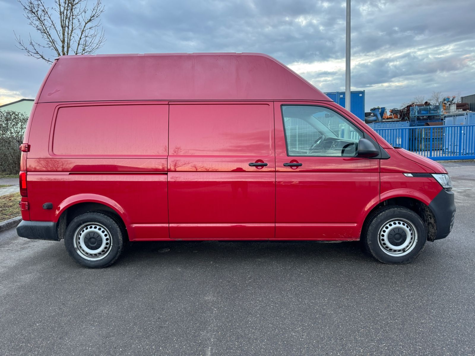 Volkswagen T6.1 2.0 Transporter Kasten Hochdach lang Standh foto 6