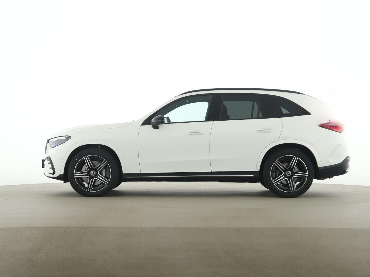 Mercedes-Benz GLC 220 d 4M AMG Digital Light Night MBUX Pano foto 4