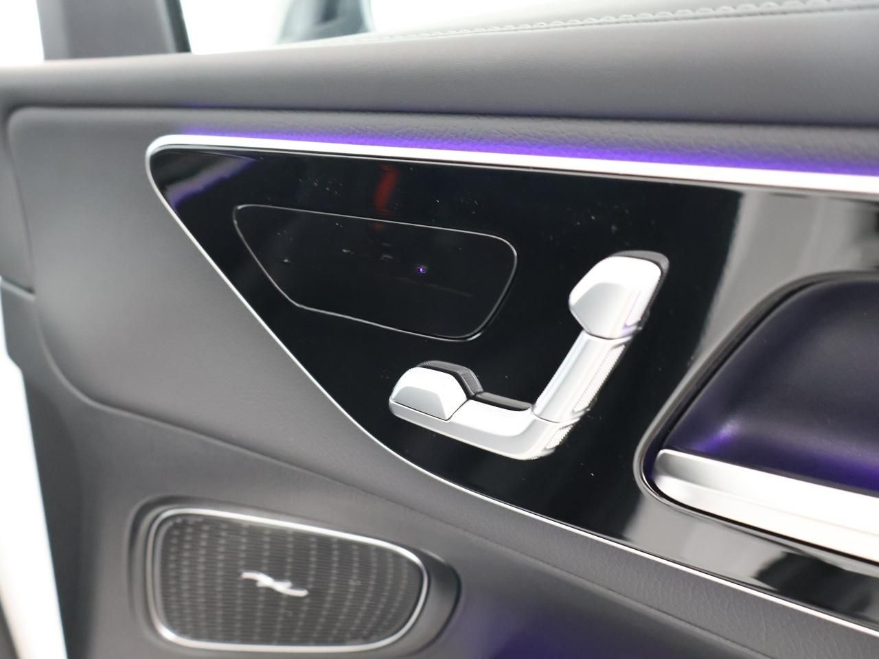 Mercedes-Benz GLC 220 d 4M AMG Digital Light Night MBUX Pano foto 18