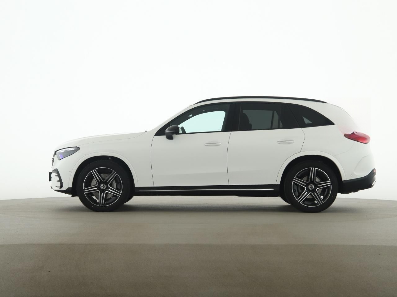 Mercedes-Benz GLC 220 d 4M AMG Digital Light Night MBUX Pano foto 4