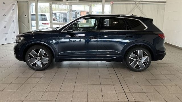 Volkswagen Touareg R-Line 3.0 V6 TSI 4M *STHZ,PANORAMA,AHK, foto 4