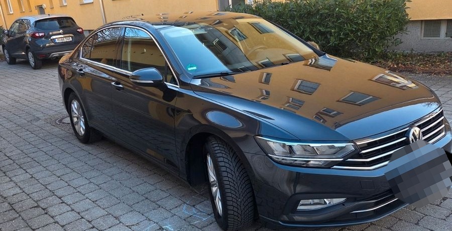Volkswagen Passat 2.0 TDI SCR DSG Business Business foto 2
