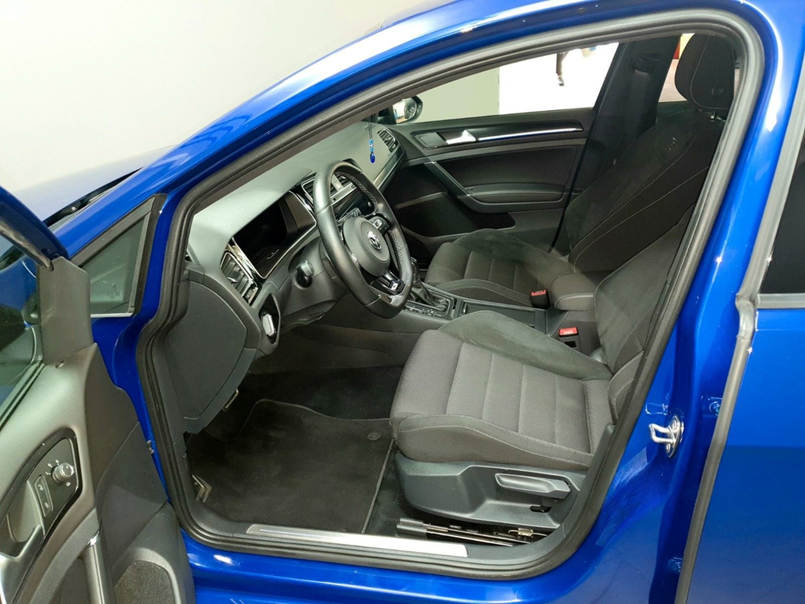 Volkswagen Golf R 2.0 TSI DSG 4MOTION ohne OPF foto 8