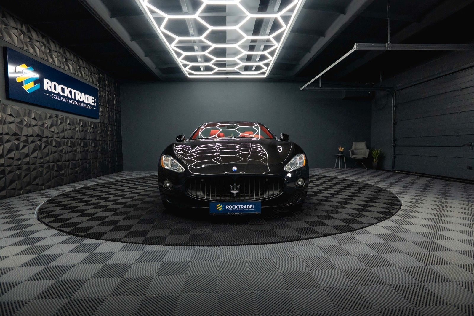 Maserati GranCabrio Sport 4.7 V8 Ferrari Unfallfrei BOSE foto 3