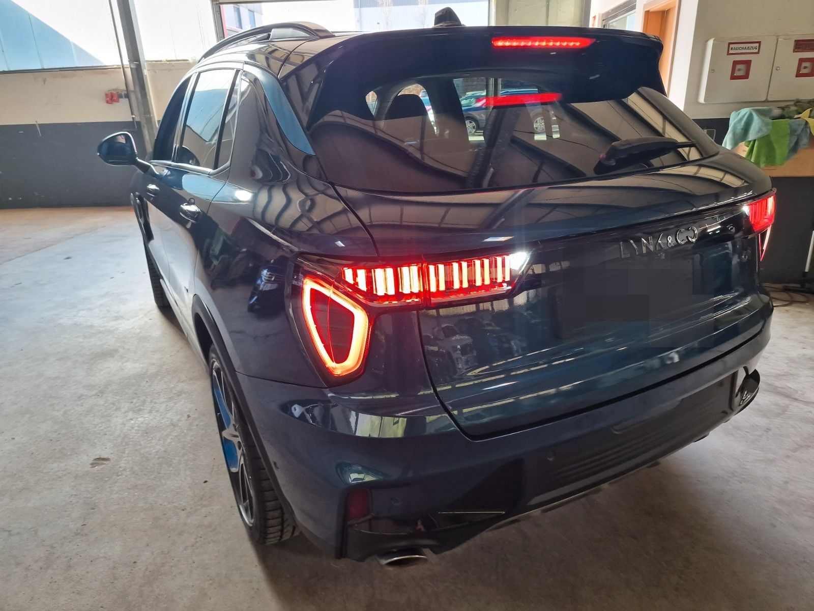 Lynk&Co 01 1.5 TD PHEV 192 kW ,Pano-Schiebe,Kamera 360 foto 2