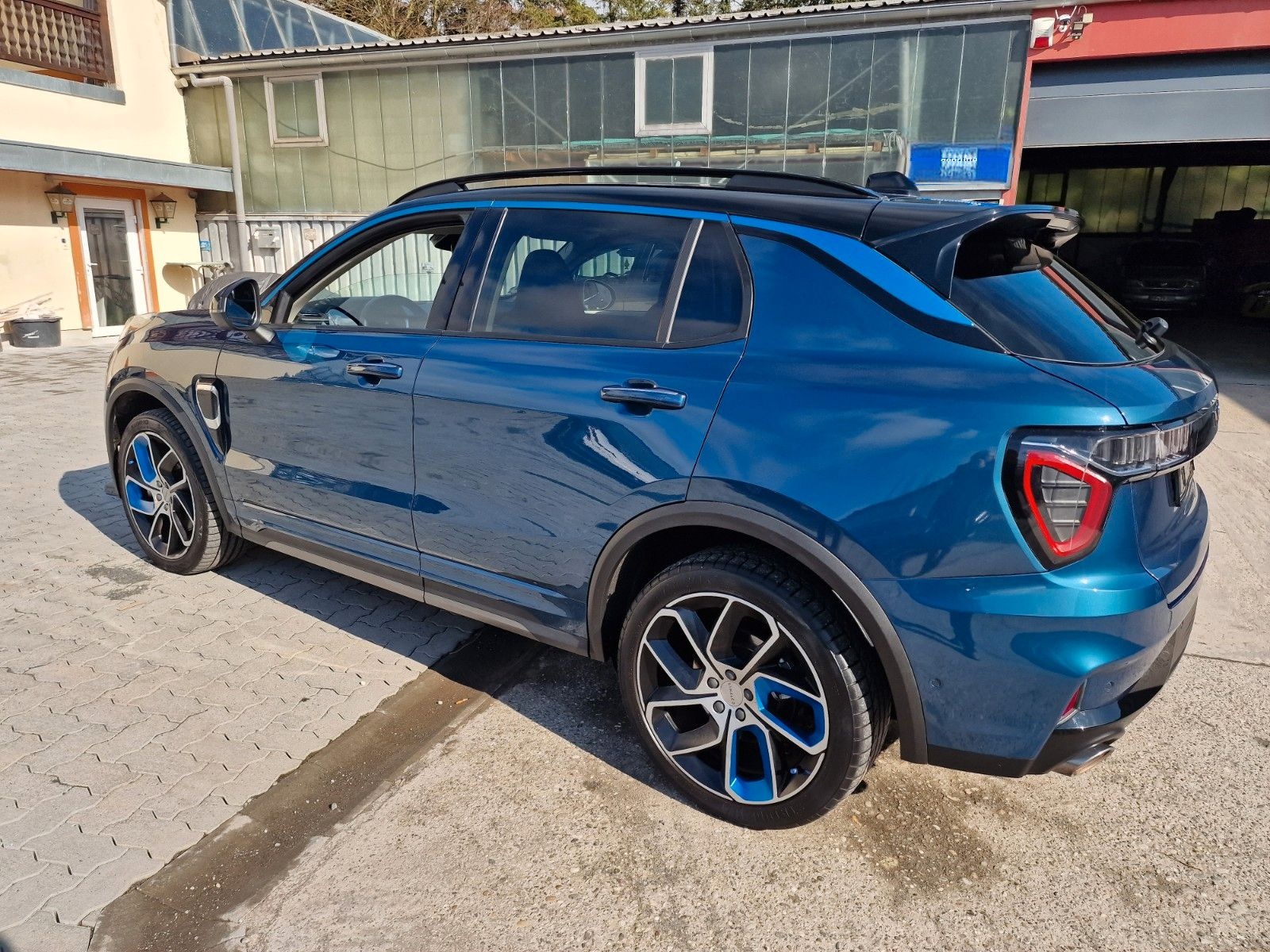 Lynk&Co 01 1.5 TD PHEV 192 kW ,Pano-Schiebe,Kamera 360 foto 3