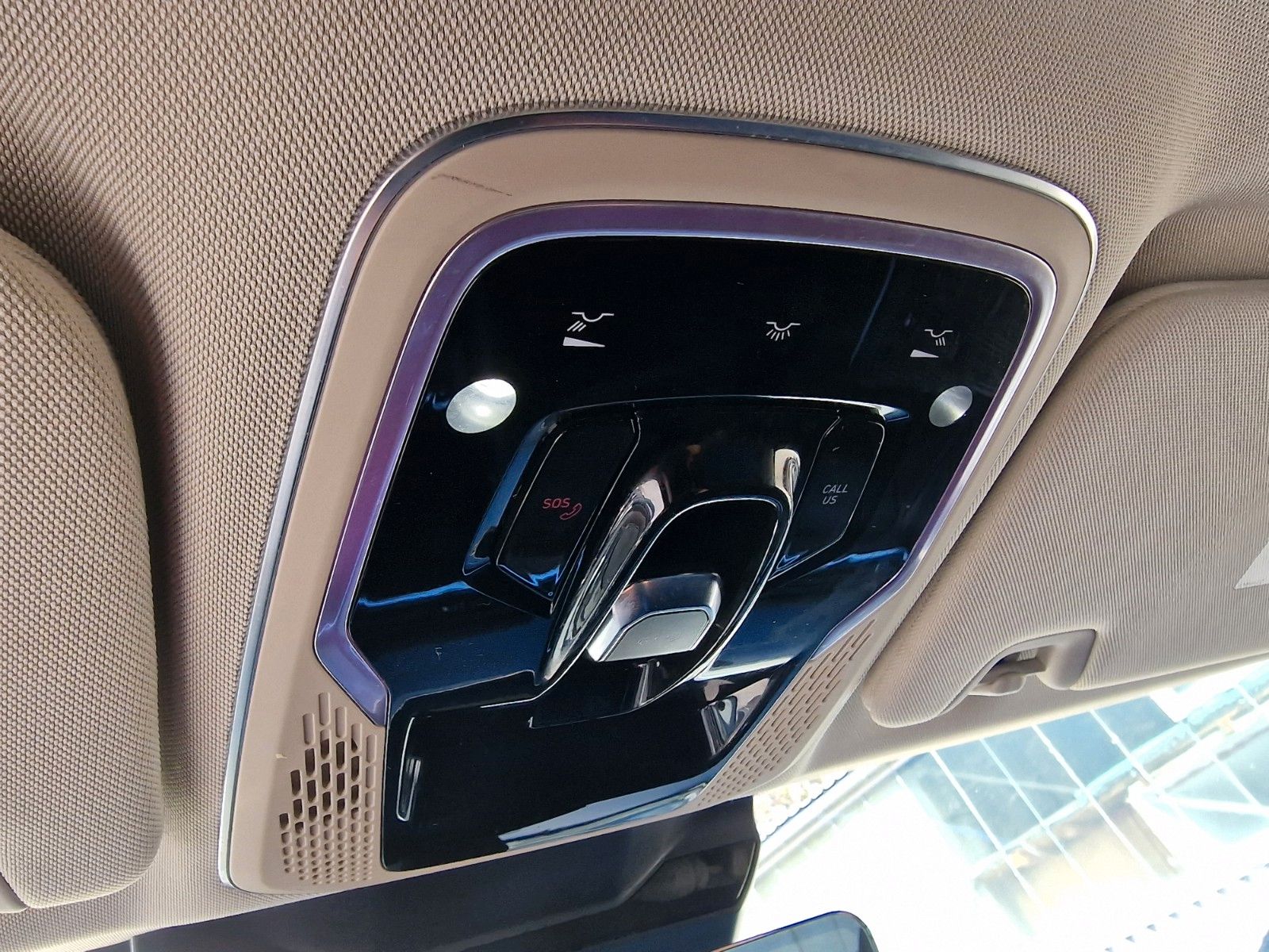 Lynk&Co 01 1.5 TD PHEV 192 kW ,Pano-Schiebe,Kamera 360 foto 22