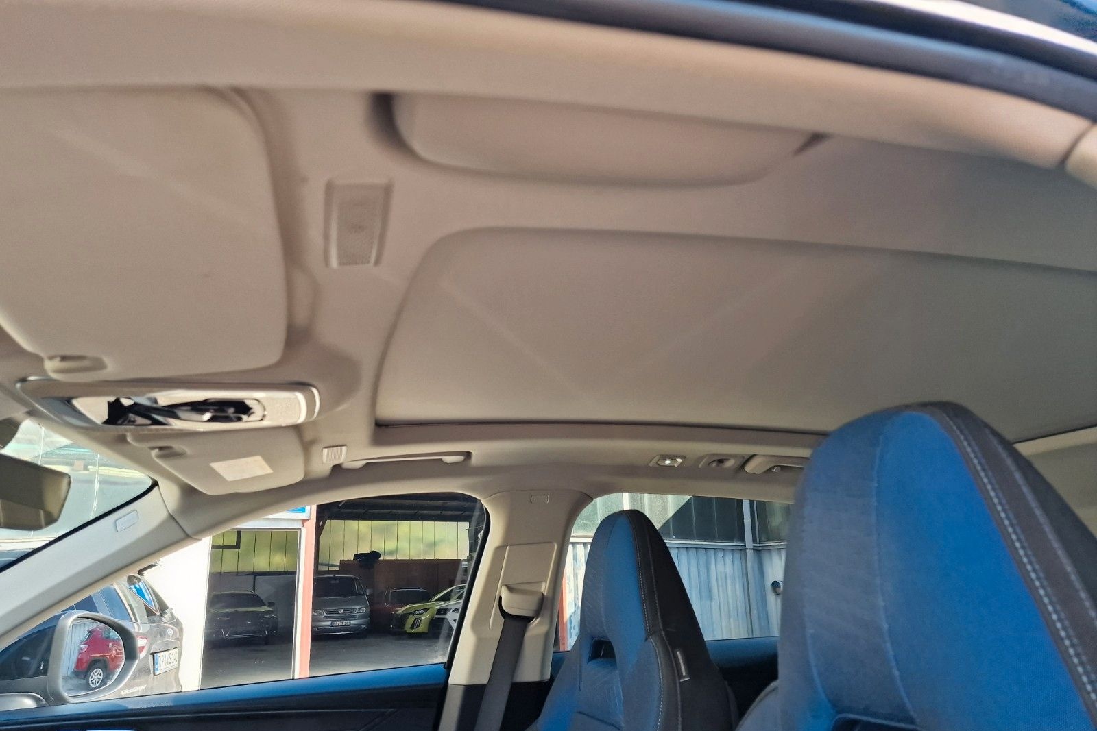 Lynk&Co 01 1.5 TD PHEV 192 kW ,Pano-Schiebe,Kamera 360 foto 23