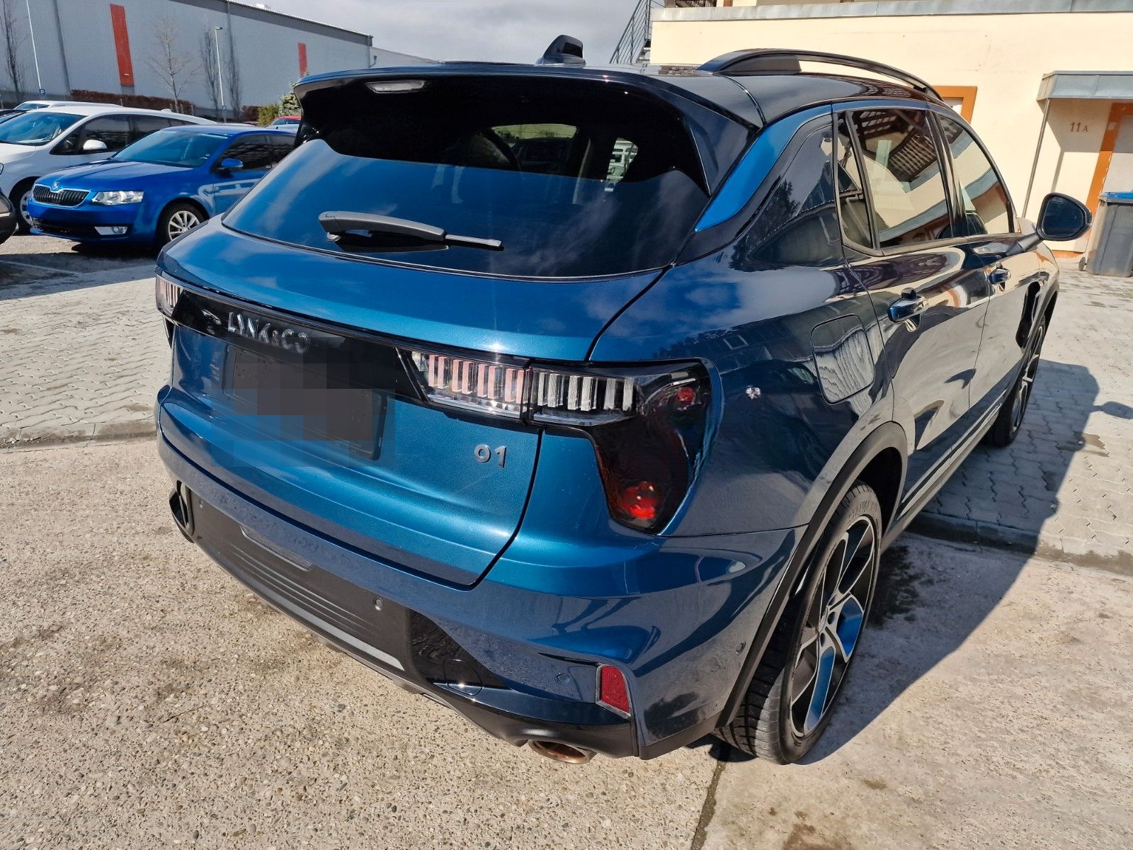 Lynk&Co 01 1.5 TD PHEV 192 kW ,Pano-Schiebe,Kamera 360 foto 8