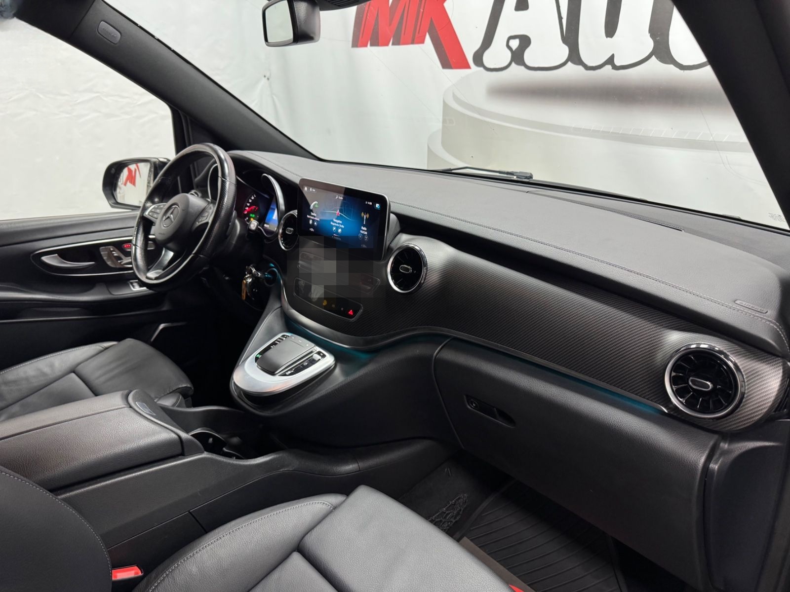 Mercedes-Benz V 300*4matic*AMG*LANG*AIRMATIC*LEDER foto 13