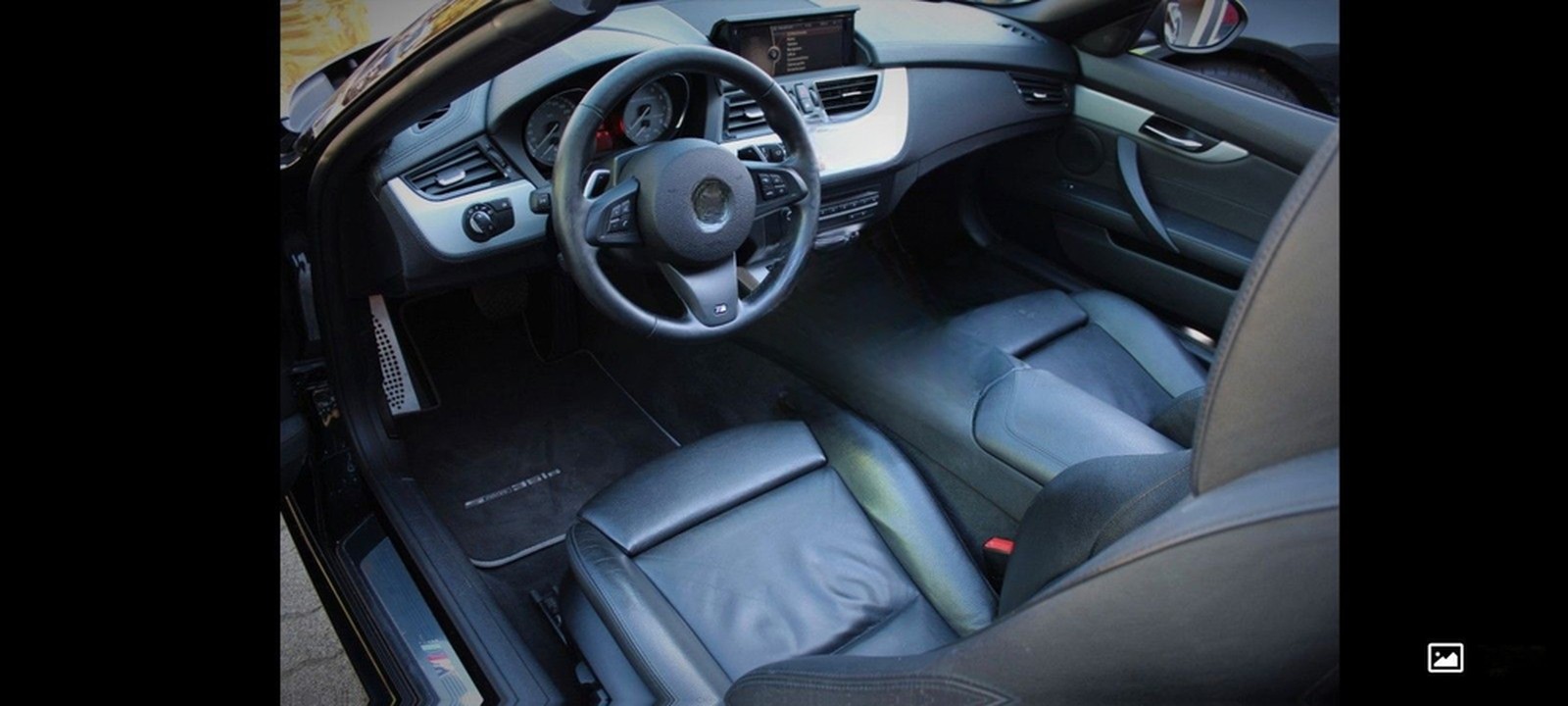 BMW Z4 sDrive35is -Vollausstattung,Scheckheft gepfl. foto 7