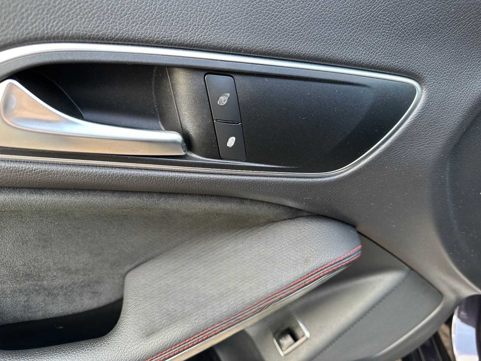 Mercedes-Benz CLA 200 Shooting Brake AMG-Line Sonderlack foto 12