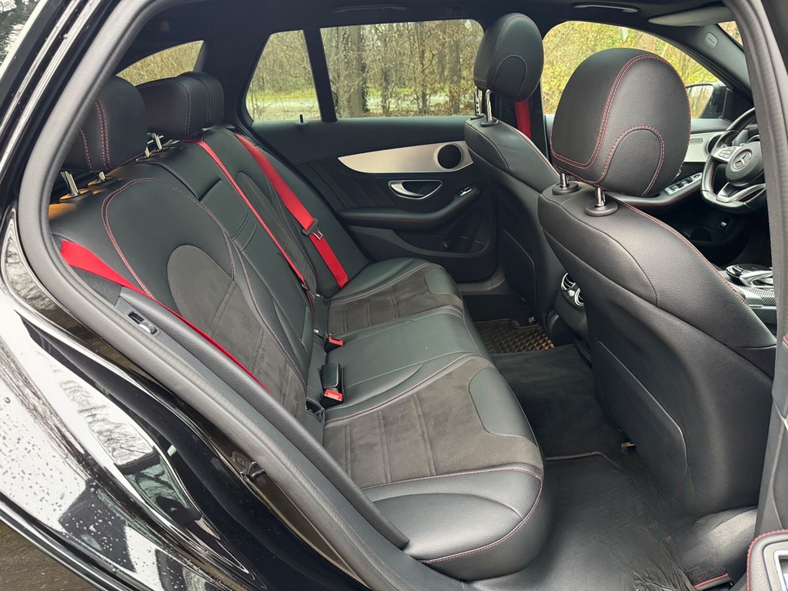 Mercedes-Benz C 43 AMG Super Optik rote Gurte Pano foto 14