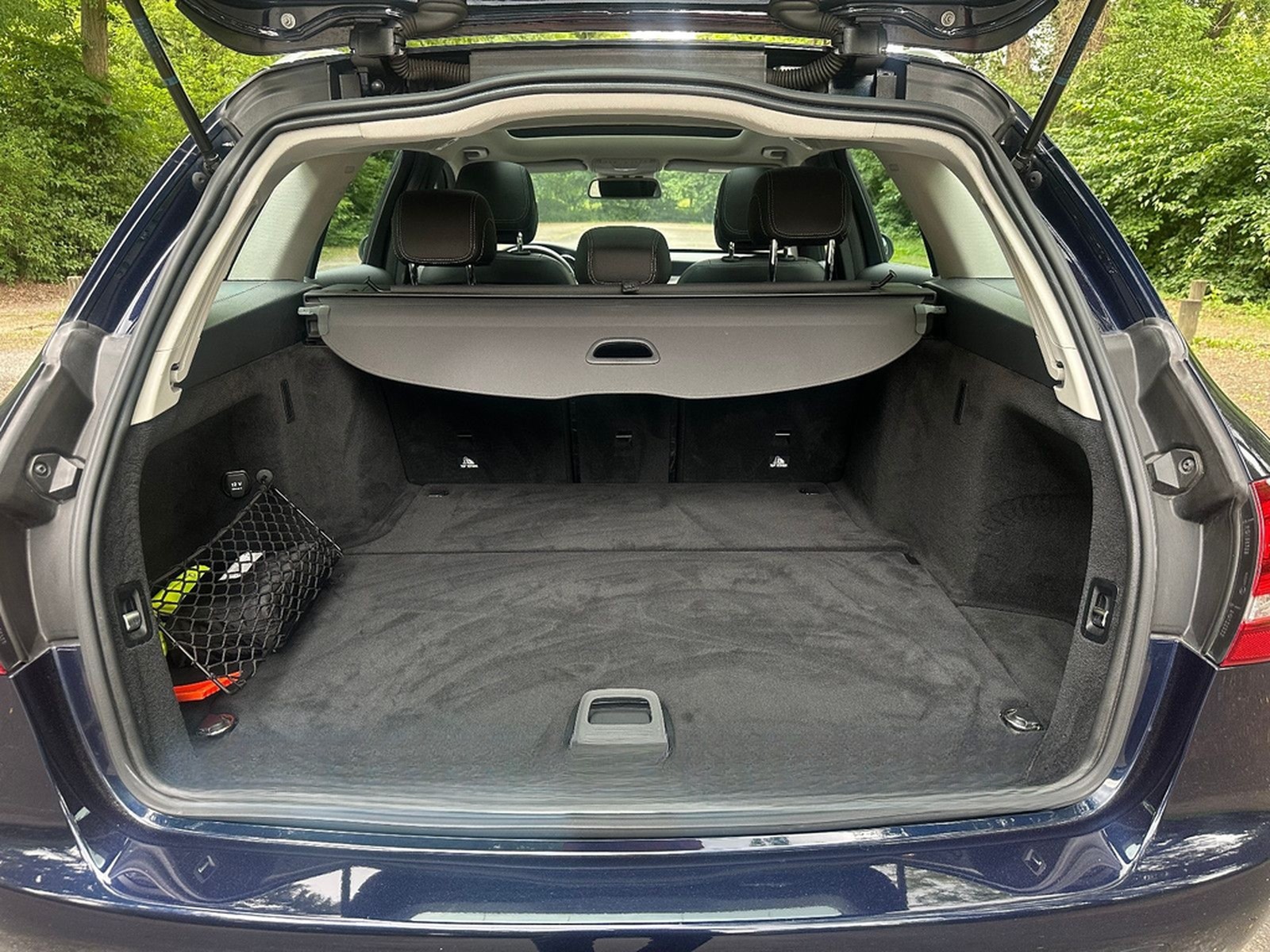 Mercedes-Benz C 200 T CGI Avantgarde Automatik Pano Navi foto 19