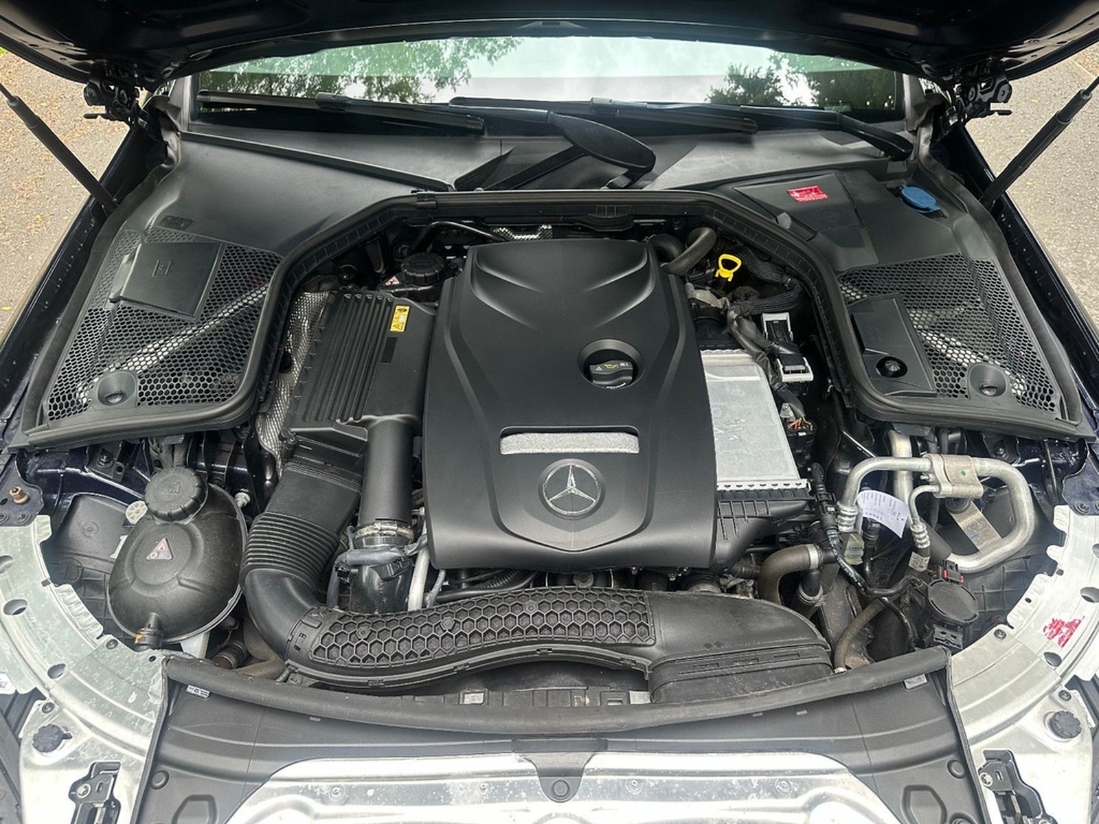 Mercedes-Benz C 200 T CGI Avantgarde Automatik Pano Navi foto 21