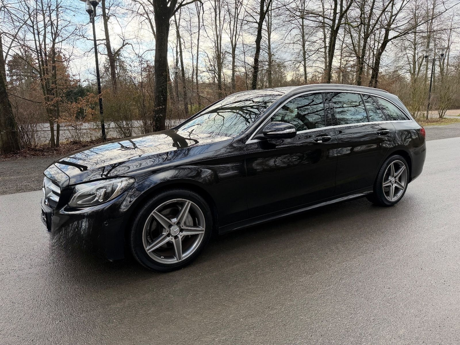 Mercedes-Benz C 200 T CGI AMG Line Automatik wenig km foto 2