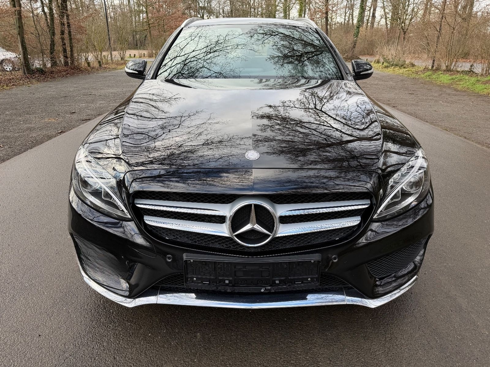 Mercedes-Benz C 200 T CGI AMG Line Automatik wenig km foto 4