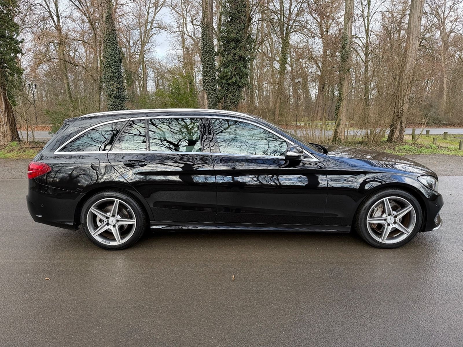 Mercedes-Benz C 200 T CGI AMG Line Automatik wenig km foto 6