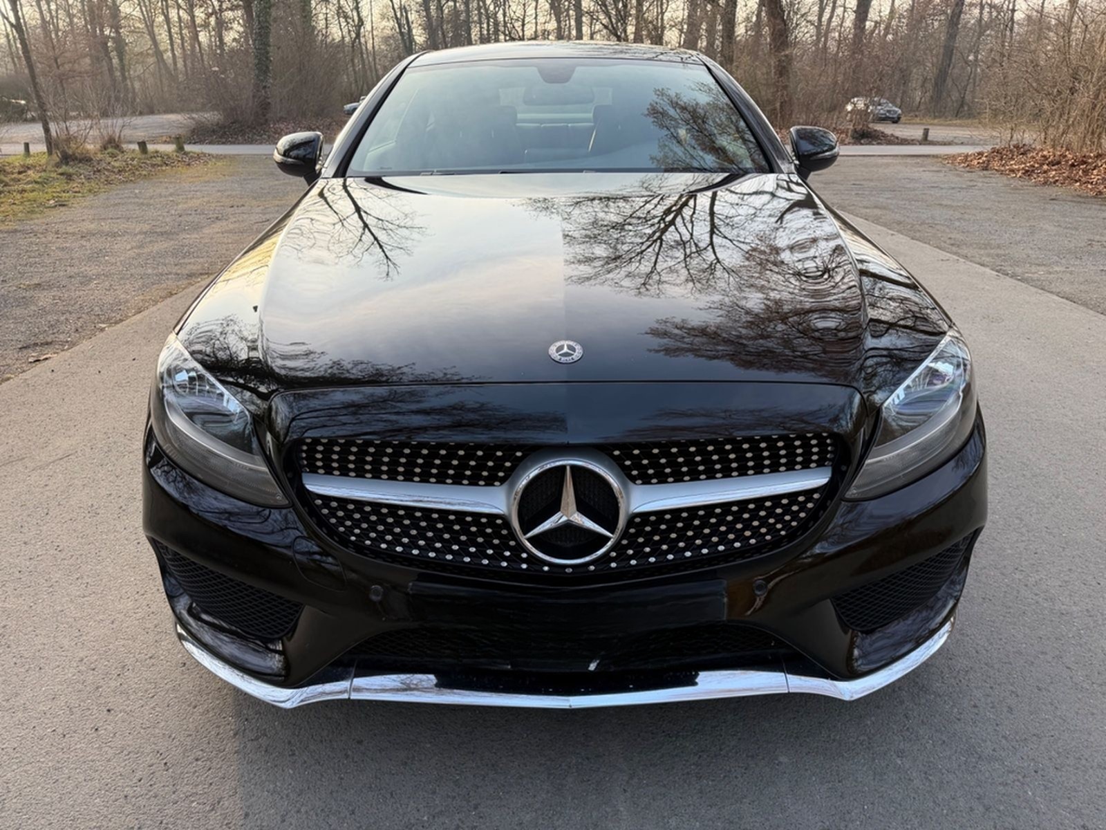 Mercedes-Benz C 180 Coupé AMG Line Panorama Automatik foto 4