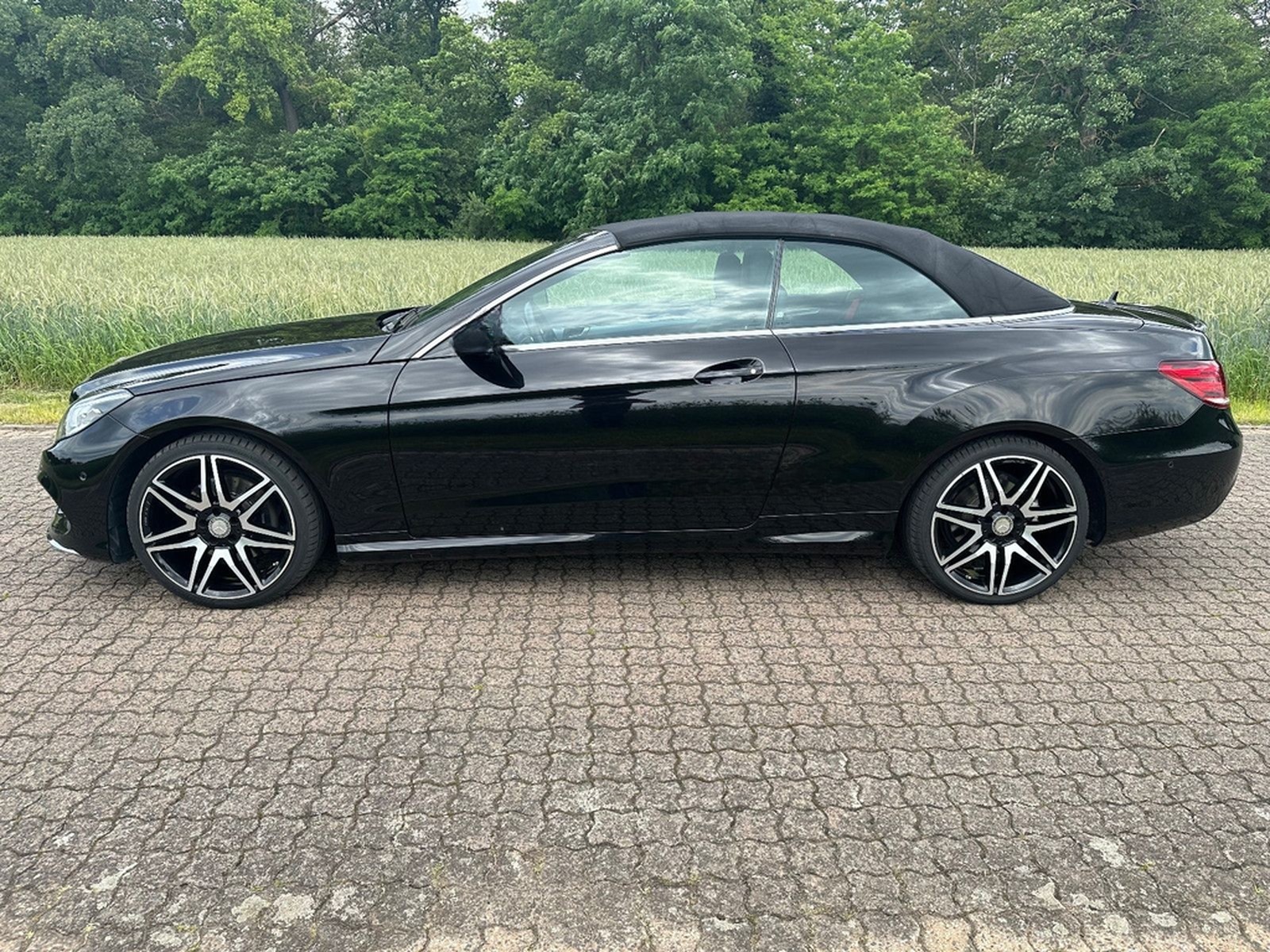 Mercedes-Benz E 250 Cabrio AMG-Line rote Gurte orig.61tkm foto 11