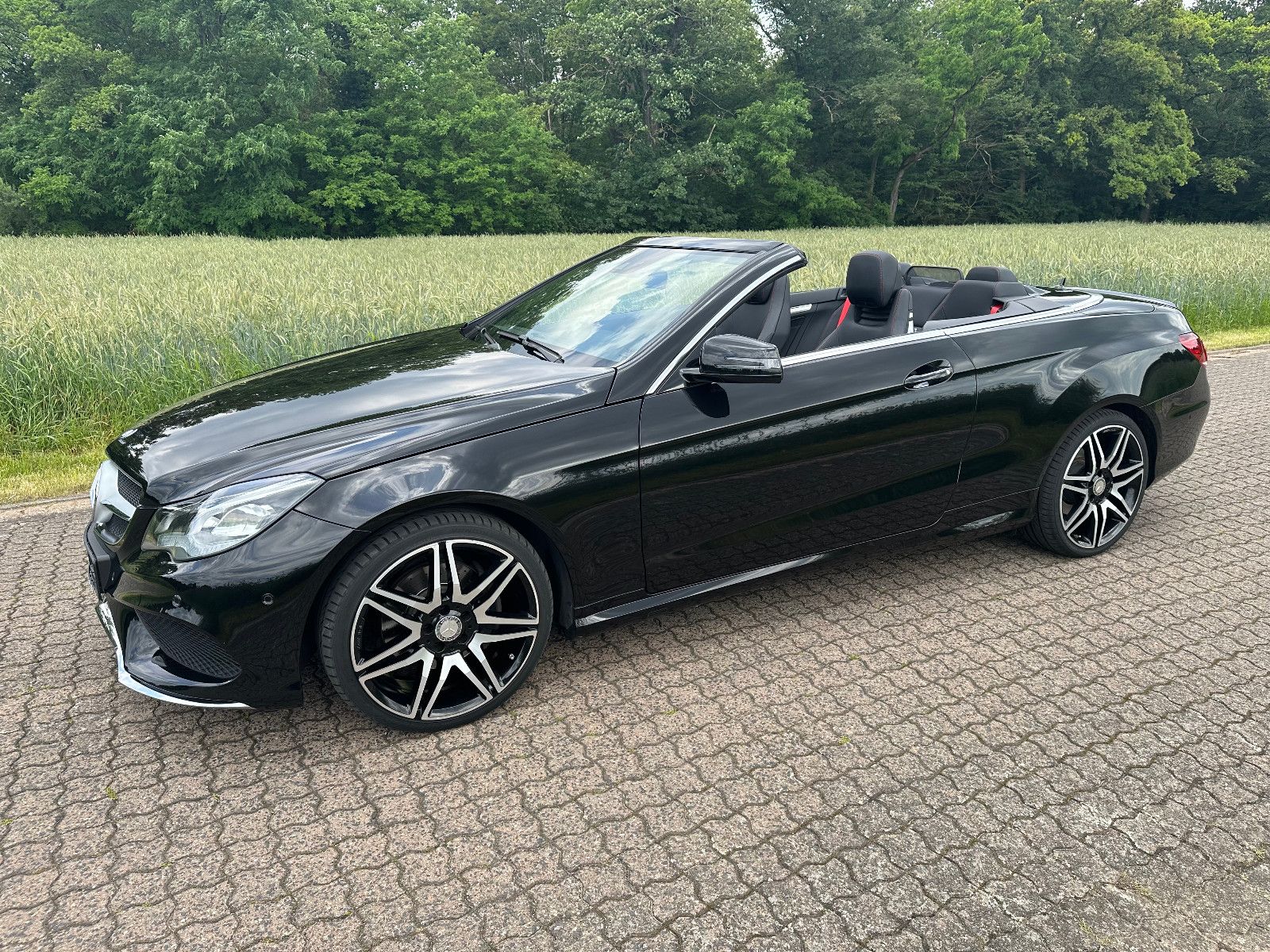 Mercedes-Benz E 250 Cabrio AMG-Line rote Gurte orig.61tkm foto 21