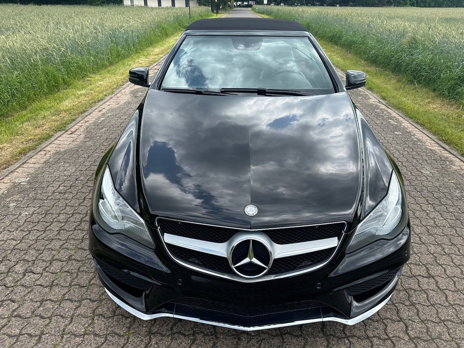 Mercedes-Benz E 250 Cabrio AMG-Line rote Gurte orig.61tkm foto 4