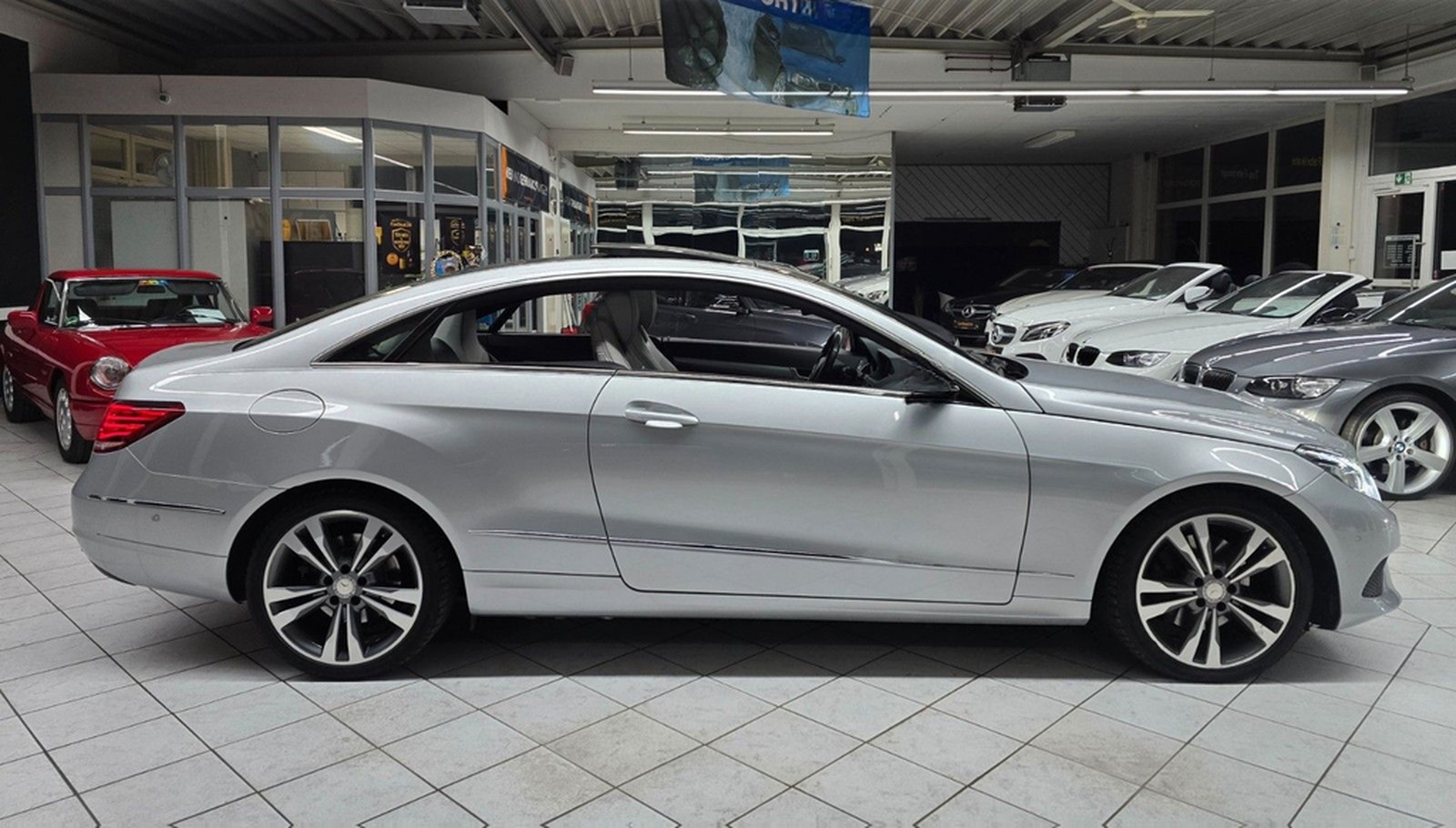 Mercedes-Benz E 350 Coupe 4Matic*PANO*ILS*2.HD*RFK*117TKM*NAVI foto 5