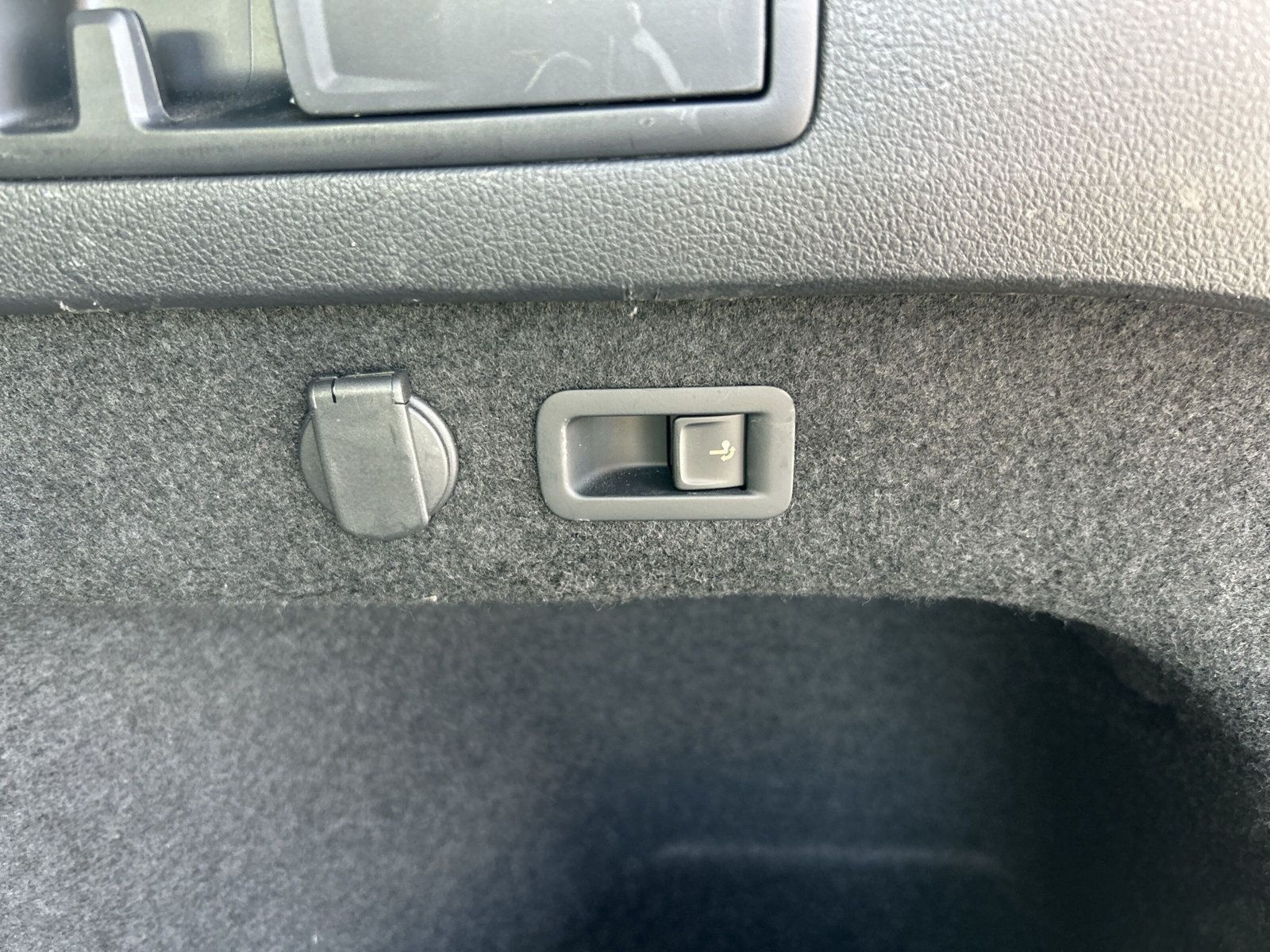 Volkswagen Passat Variant 2.0 TDI Business DSG+MATRIX+KAMER foto 25