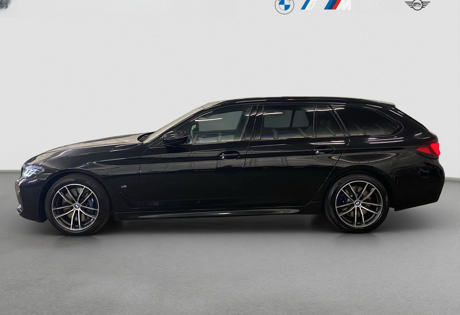BMW 530d Touring ///M-Sport ACC Laser PanoSD AHK foto 3