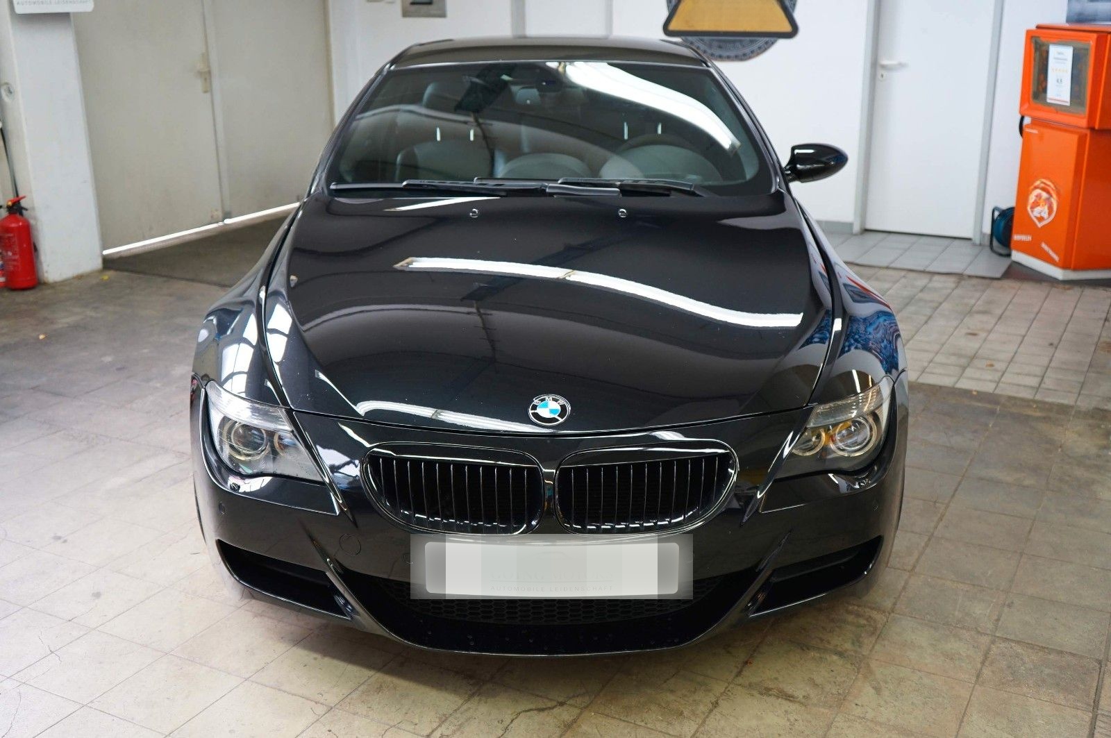 BMW M6 Coupé E63 als Handschalter mit Head Up foto 2