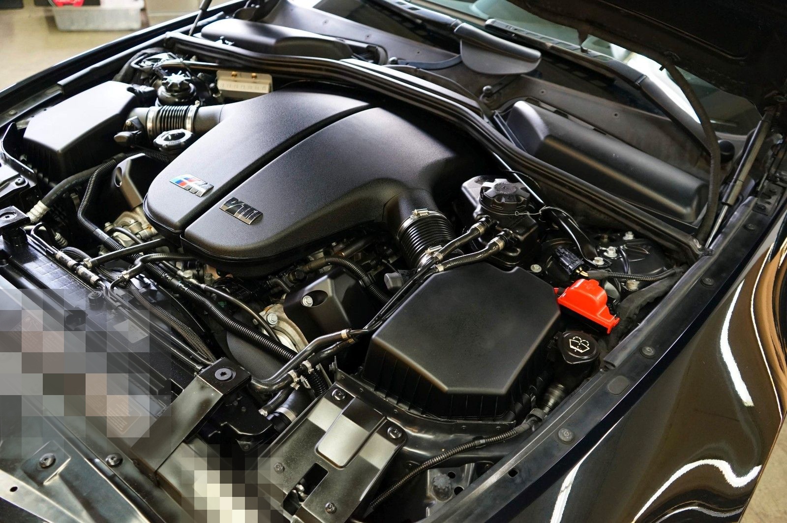 BMW M6 Coupé E63 als Handschalter mit Head Up foto 18