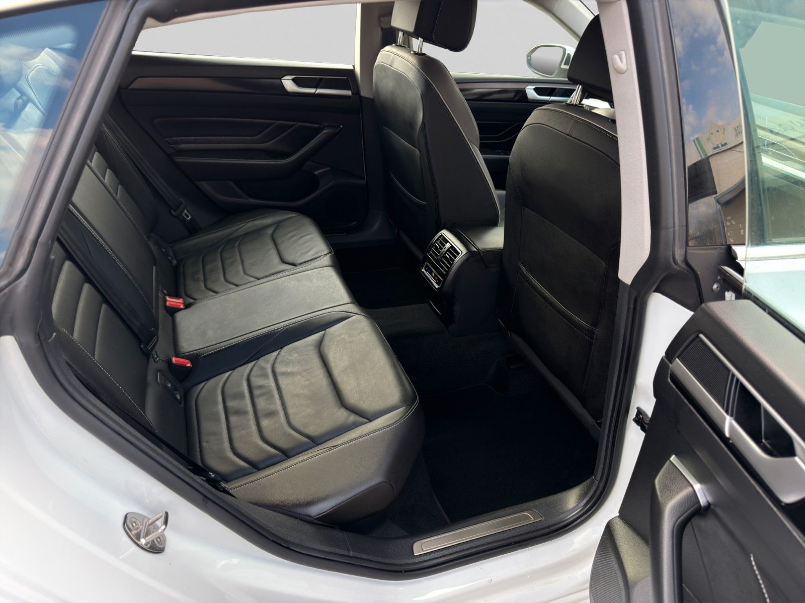 Volkswagen Arteon Lim Elegance/MASSGE/LEDER/MEMORY/360°/ foto 11