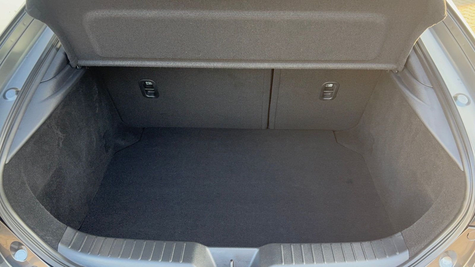 Mazda 3 2.0i Limousine Exclusive-Line | LED | foto 16