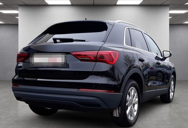 Audi Q3 45TFSIe AHK Navi StdHz eleHeck Sportsitze 18" foto 2