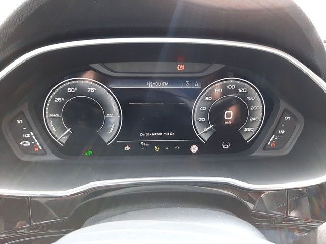 Audi Q3 45TFSIe AHK Navi StdHz eleHeck Sportsitze 18" foto 17