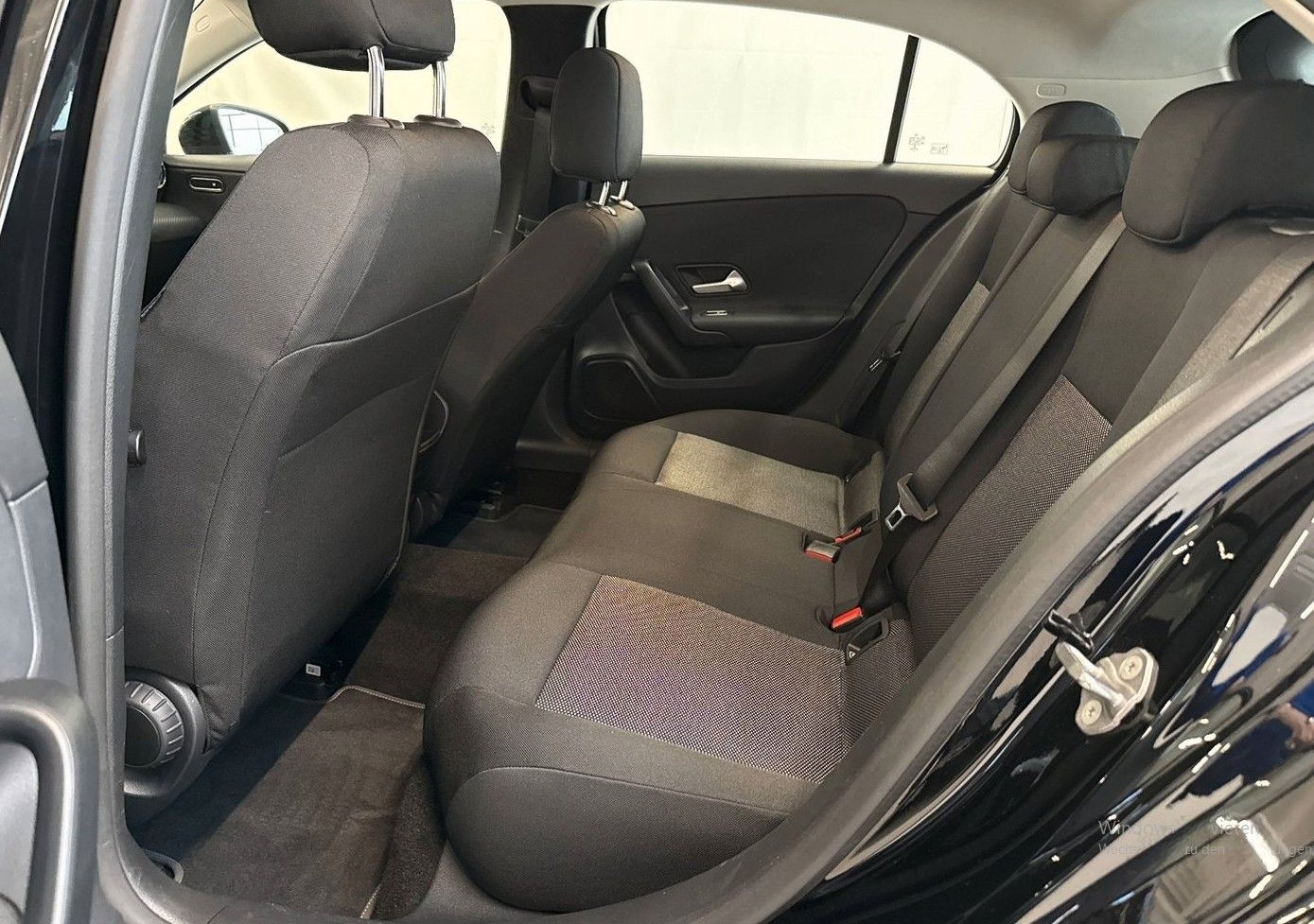 Mercedes-Benz A 250e LED*SHZ*DAB*Tempomat*Business*Parktronic foto 18