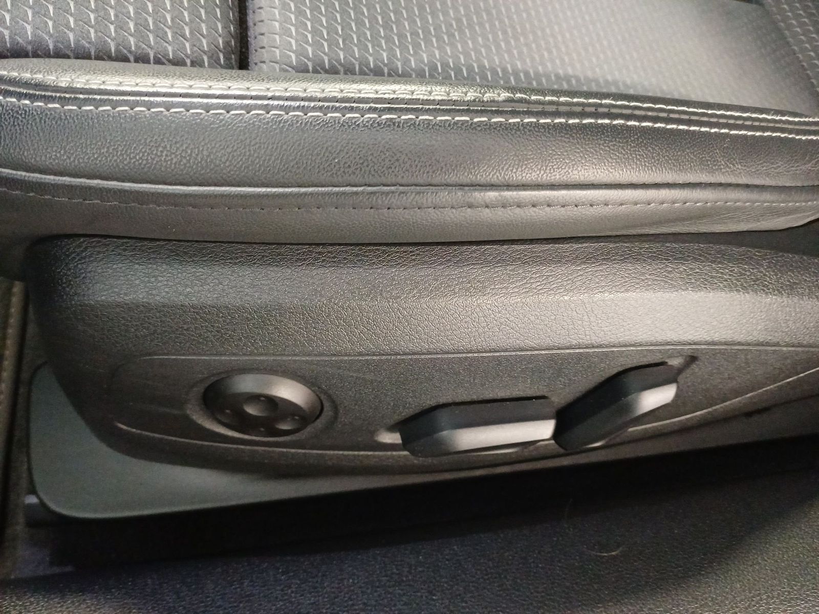 Audi S5 Coupe quattro *AHK*B&O*PANO*STHZ*MATRIX*NAVI* foto 8