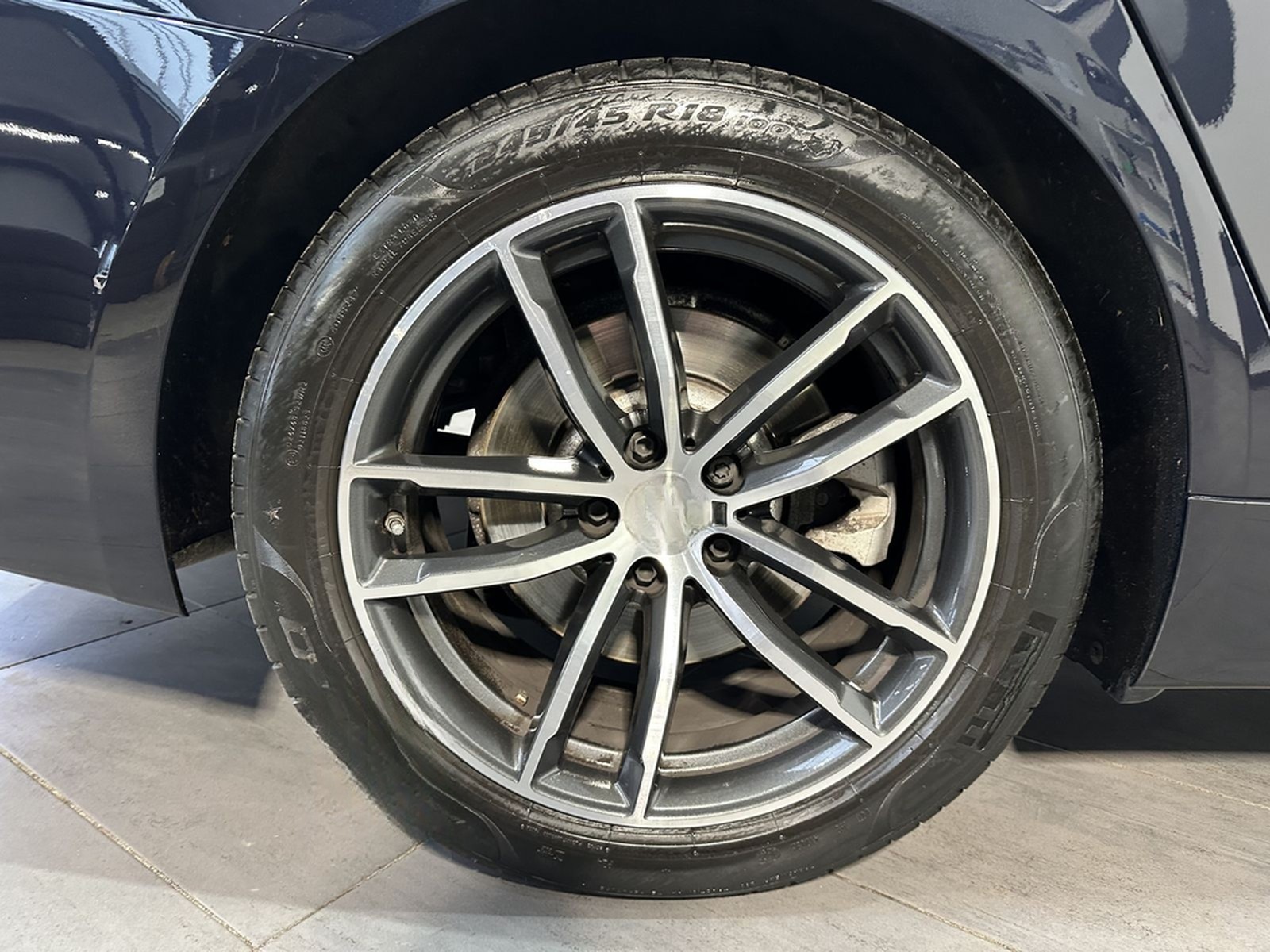 BMW 520d Touring xDrive M-Sport NAV+LED+HEAD-UP+KAM foto 3
