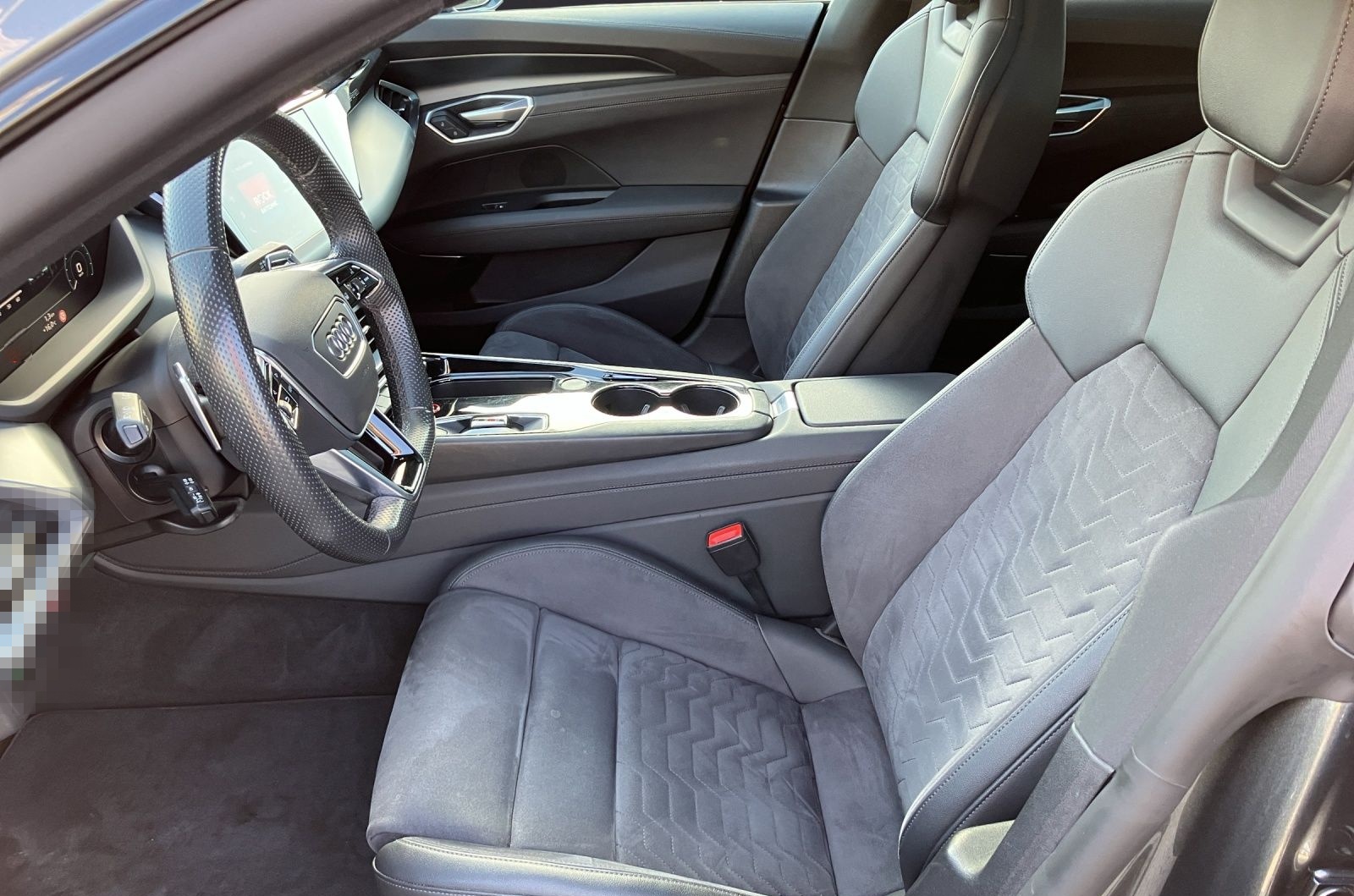 Audi e-tron GT quattro MATRIX B&O WP Pano foto 10