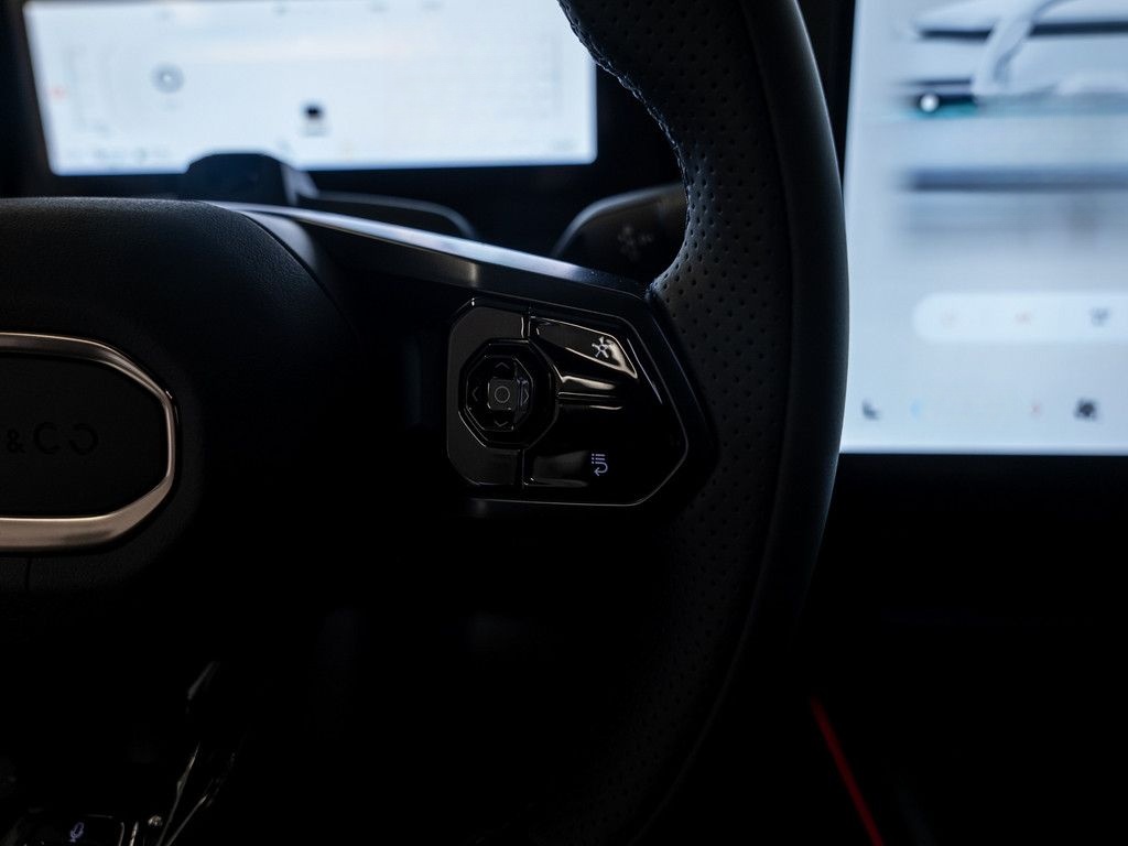 Lynk&Co 08 1.5 T PHEV 257 kW Core foto 17