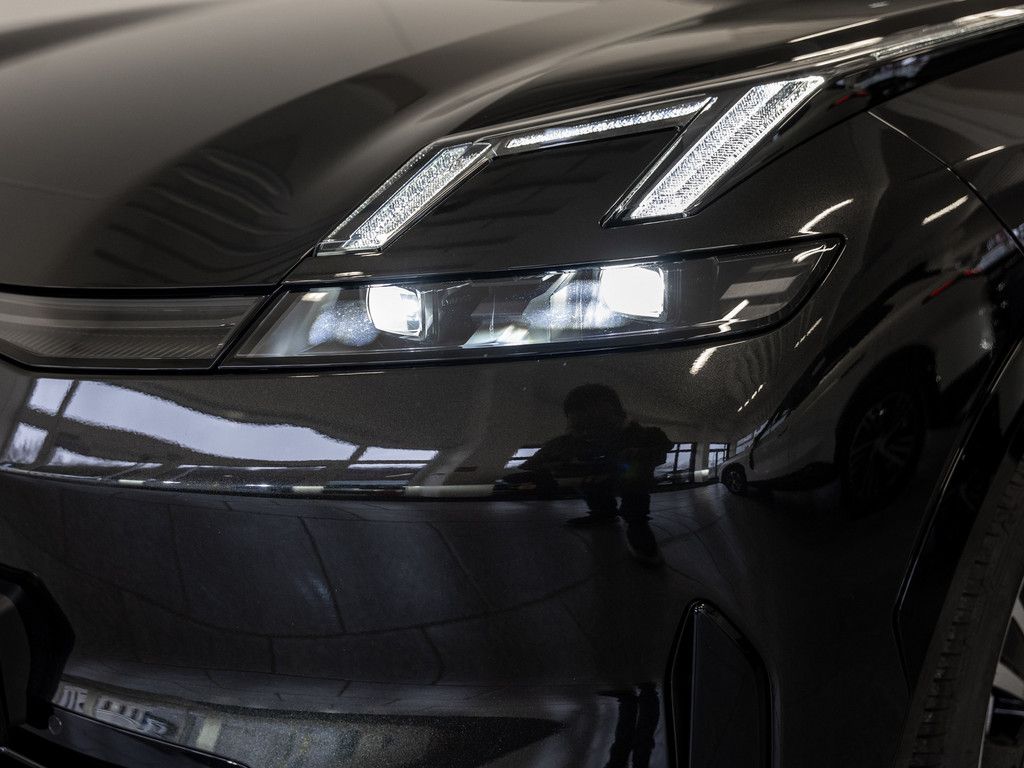 Lynk&Co 08 1.5 T PHEV 257 kW Core foto 21