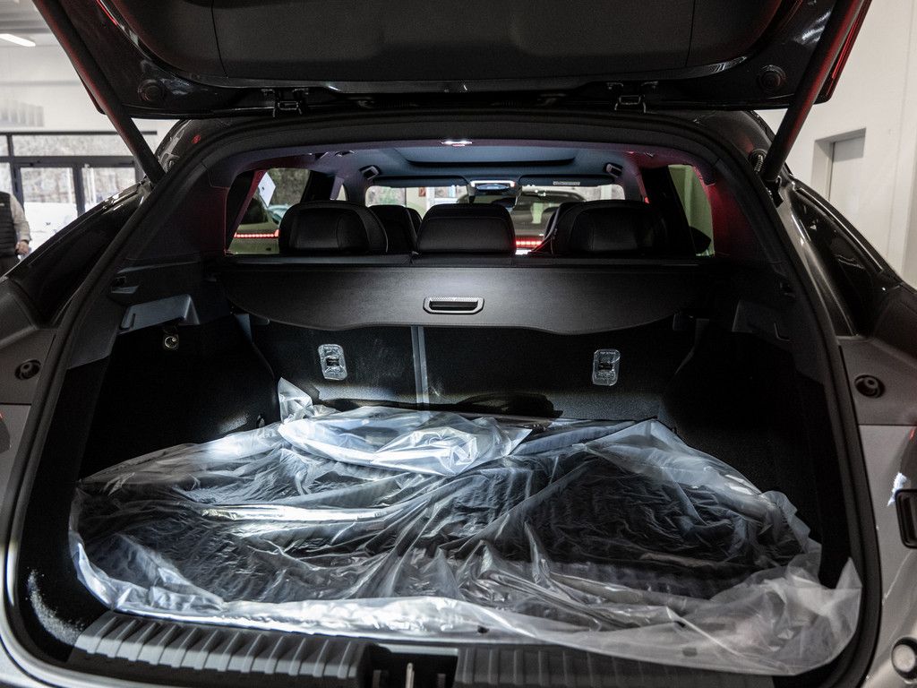 Lynk&Co 08 1.5 T PHEV 257 kW Core foto 8