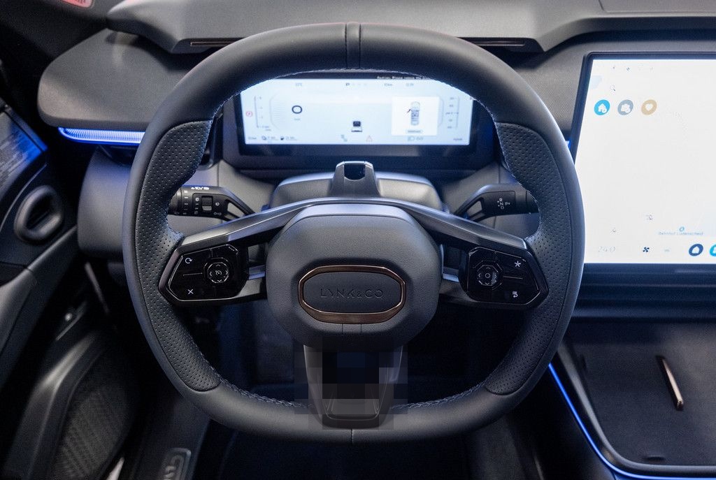 Lynk&Co 08 1.5 T PHEV 257 kW Core foto 10