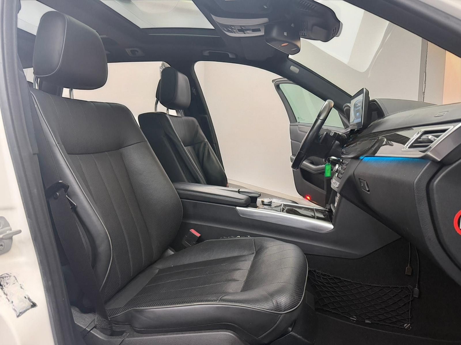 Mercedes-Benz E 350 BT 4Matic AMG LINE*MEGAVOLL + AIRMATIC foto 20