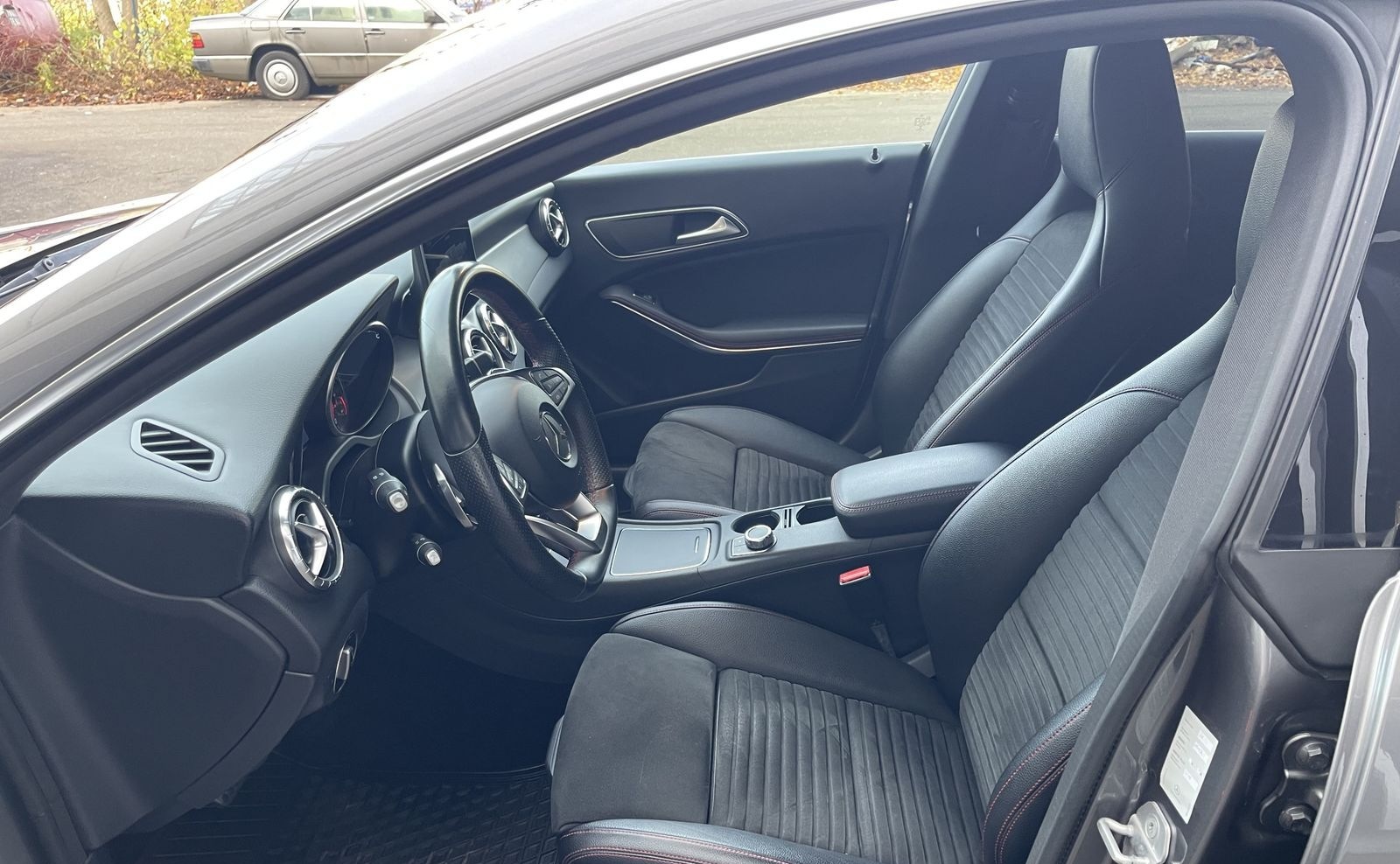 Mercedes-Benz CLA 250 Shooting Brake AMG LED Navi Rü-Kamera foto 14