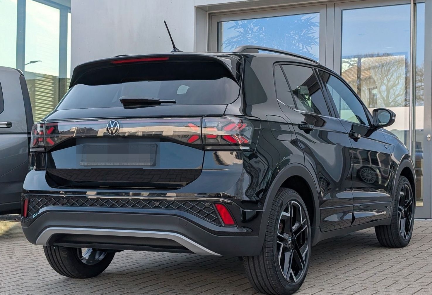 Volkswagen T-Cross 1.5 TSI DSG R-Line ACC/ AHK/ LED/ Kamera foto 6