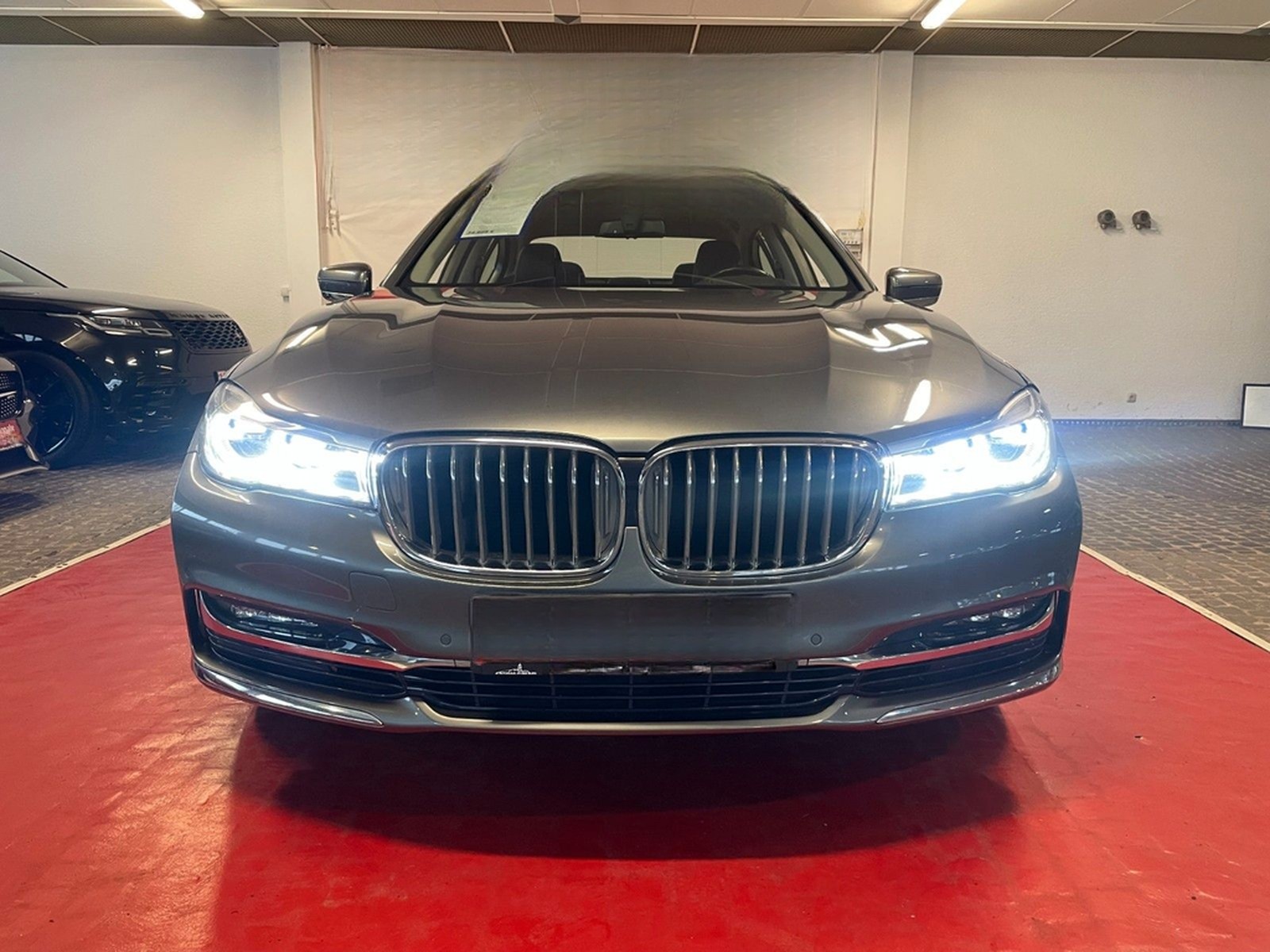 BMW 730 d *Scheckheft + LED + Ambiente + Kamera foto 2