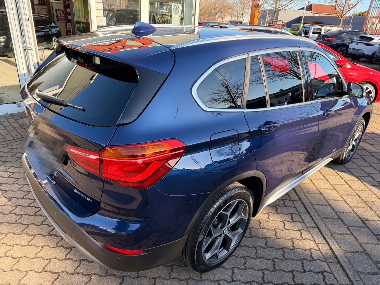 BMW X1 sDrive 18 i xLine foto 23