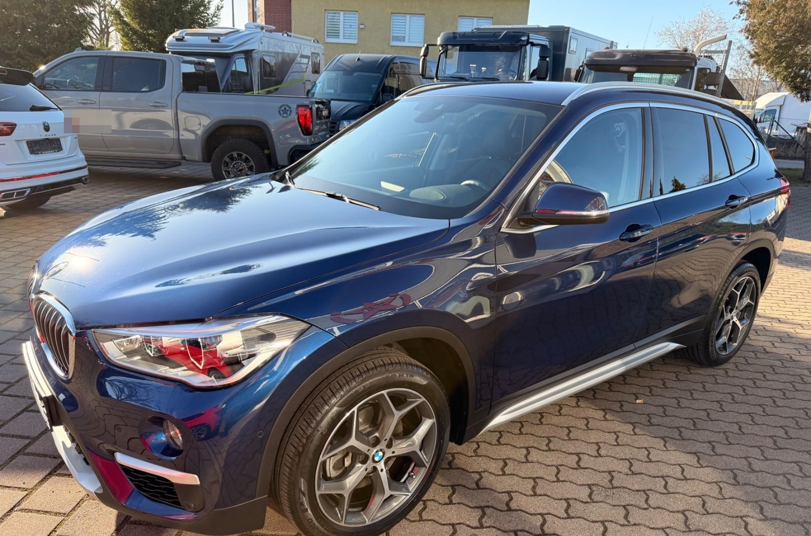 BMW X1 sDrive 18 i xLine foto 4