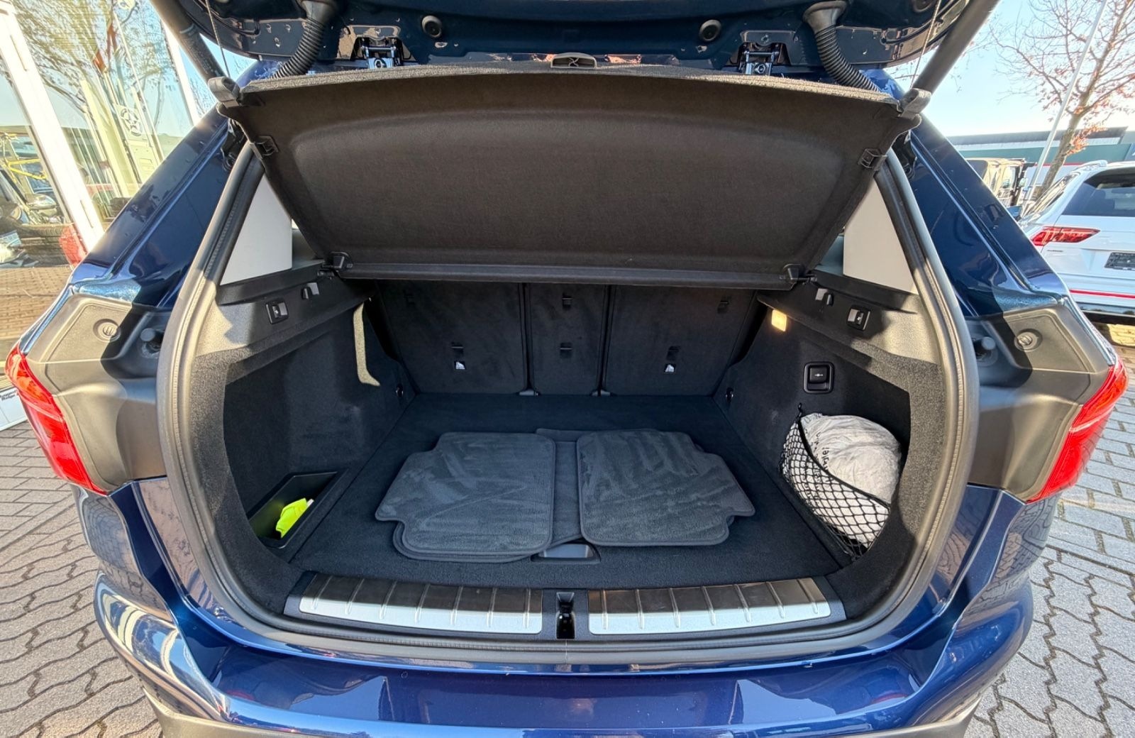 BMW X1 sDrive 18 i xLine foto 8